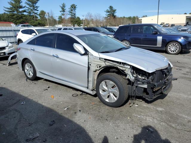 KMHEC4A40FA120109 - 2015 HYUNDAI SONATA HYBRID GRAY photo 4