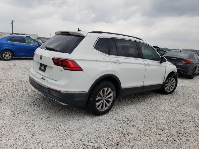 3VV3B7AX8JM185488 - 2018 VOLKSWAGEN TIGUAN SE WHITE photo 3