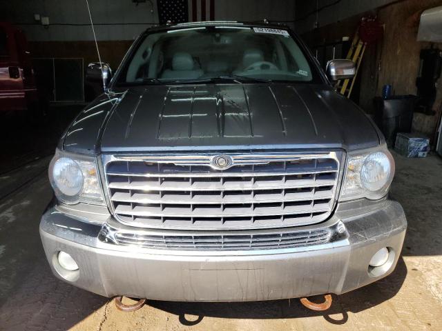 1A8HW582X8F129384 - 2008 CHRYSLER ASPEN LIMITED ნაცრისფერი ფოტო 5