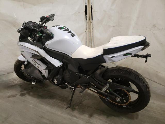 JKAEXEE15FDA18900 - 2015 KAWASAKI EX650 E WHITE photo 3