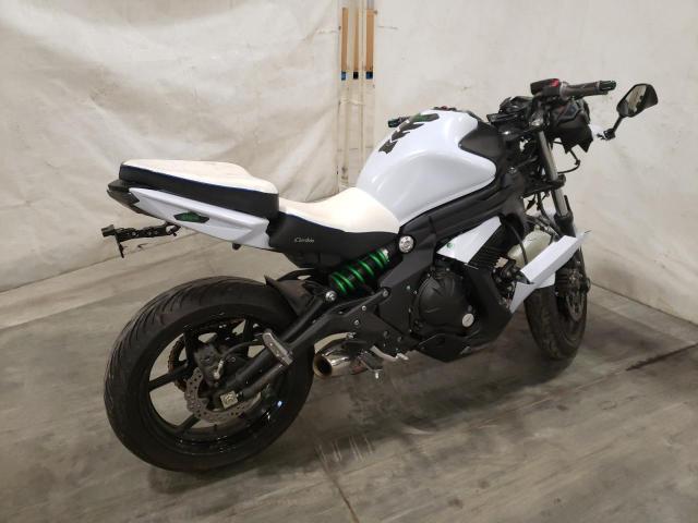 JKAEXEE15FDA18900 - 2015 KAWASAKI EX650 E WHITE photo 4