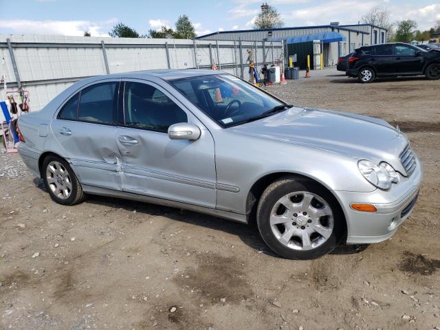 WDBRF92H96F765788 - 2006 MERCEDES-BENZ C 280 4MATIC SILVER photo 4