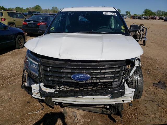 1FM5K8AR3HGC90888 - 2017 FORD EXPLORER POLICE INTERCEPTOR WHITE photo 5