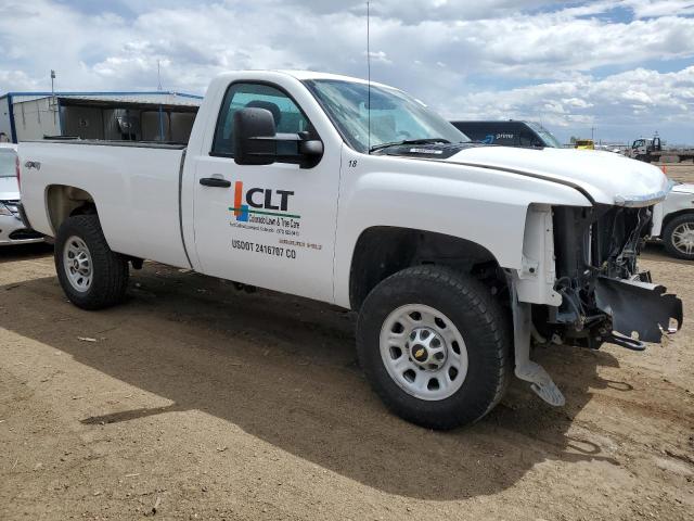 1GC3KZCG6DZ121718 - 2013 CHEVROLET SILVERADO K3500 WHITE photo 4