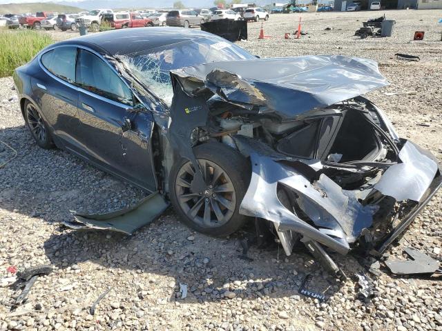 5YJSA1E23HF220395 - 2017 TESLA MODEL S ნაცრისფერი ფოტო 4