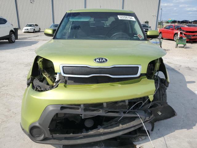 KNDJN2A23G7837747 - 2016 KIA SOUL GREEN photo 5