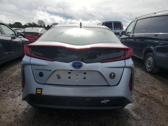 JTDKARFP7J3088527 - 2018 TOYOTA PRIUS PRIM 银色 照片 6