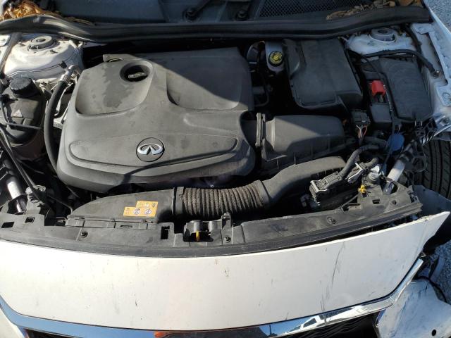 SJKCH5CP9JA046849 - 2018 INFINITI QX30 BASE WHITE photo 11