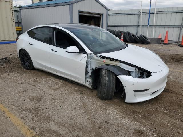 5YJ3E1EC9MF992363 - 2021 TESLA MODEL 3 WHITE photo 4