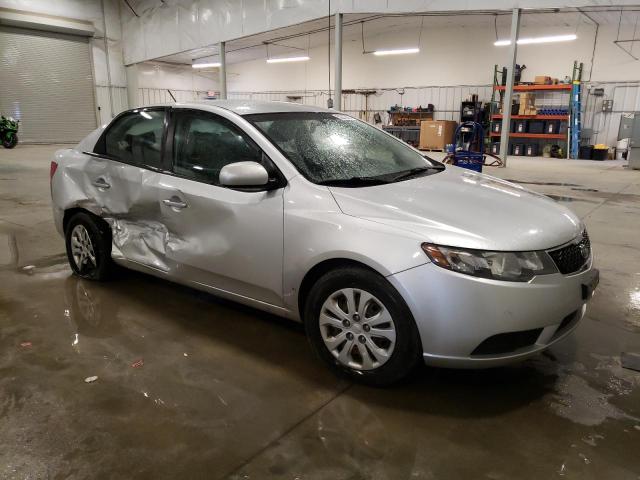 KNAFT4A27D5670403 - 2013 KIA FORTE LX SILVER photo 4