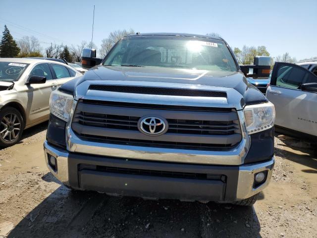 5TFUY5F1XFX464677 - 2015 TOYOTA TUNDRA DOUBLE CAB SR/SR5 BLACK photo 5