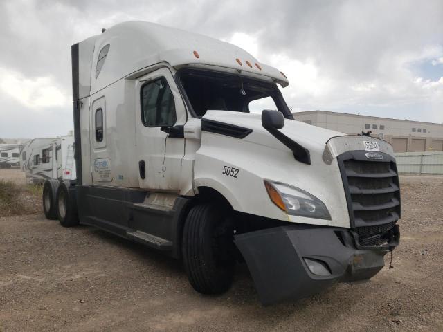 2019 FREIGHTLINER CASCADIA 1, null