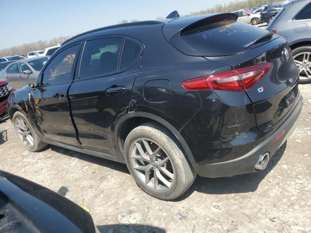 ZASFAKNNXJ7B84760 - 2018 ALFA ROMEO STELVIO TI SPORT BLACK photo 2