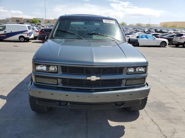 1GNEK18K9RJ303630 - 1994 CHEVROLET BLAZER K1500 GRAY photo 5