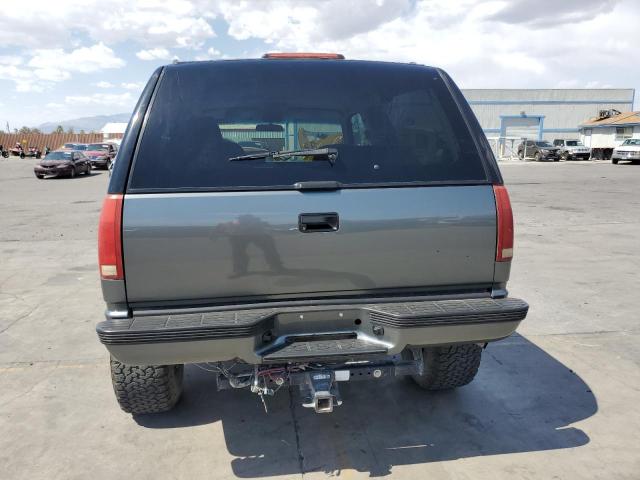 1GNEK18K9RJ303630 - 1994 CHEVROLET BLAZER K1500 GRAY photo 6