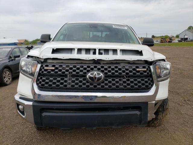 5TFUY5F18LX909316 - 2020 TOYOTA TUNDRA DOUBLE CAB SR/SR5 WHITE photo 5