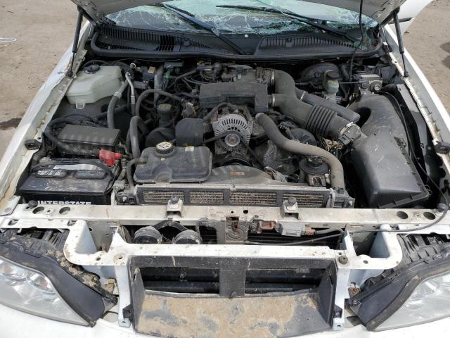 1LNHM81W03Y610636 - 2003 LINCOLN TOWN CAR EXECUTIVE WHITE photo 11