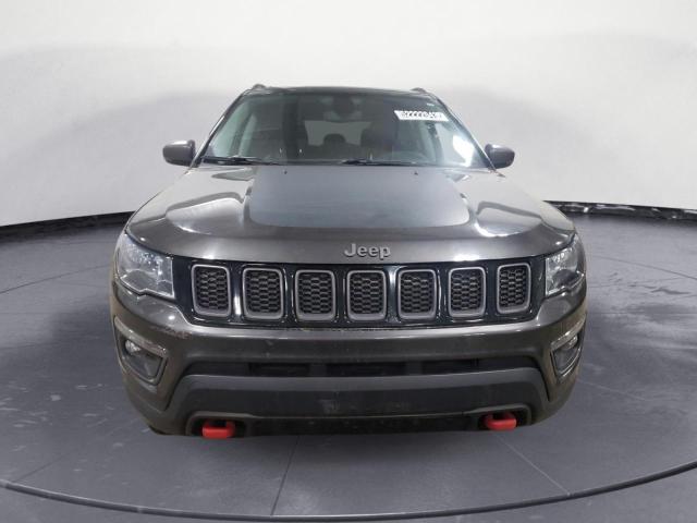 3C4NJDDB7KT728555 - 2019 JEEP COMPASS TRAILHAWK GRAY photo 5