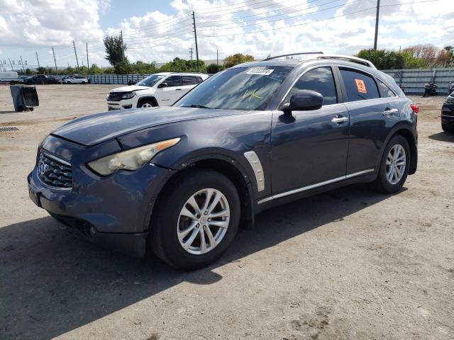 2011 INFINITI FX35, 