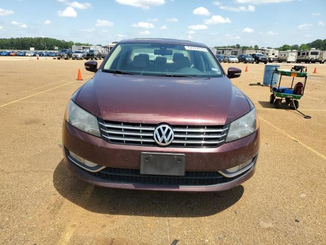 1VWCS7A33EC054808 - 2014 VOLKSWAGEN PASSAT SEL MAROON photo 5