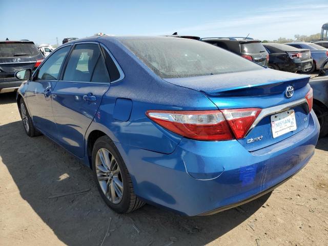 4T1BF1FKXHU742007 - 2017 TOYOTA CAMRY LE BLUE photo 2