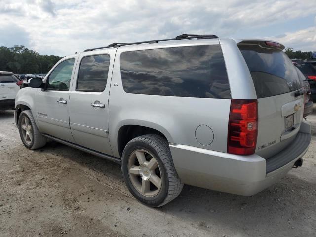 1GNSKKE36BR101180 - 2011 CHEVROLET SUBURBAN K1500 LTZ SILVER photo 2