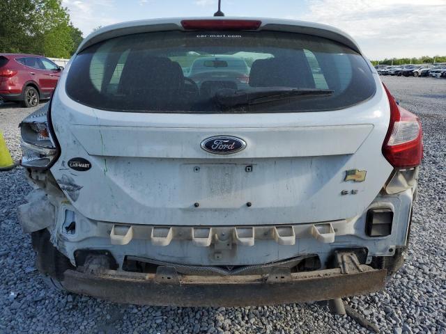 1FADP3K28EL239479 - 2014 FORD FOCUS SE WHITE photo 6