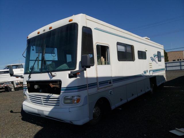 3FCMF53G8VJA01764 - 1997 CCHM MOTORHOME SUPER DUTY WHITE photo 2