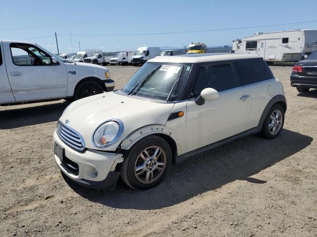 2012 MINI COOPER, 