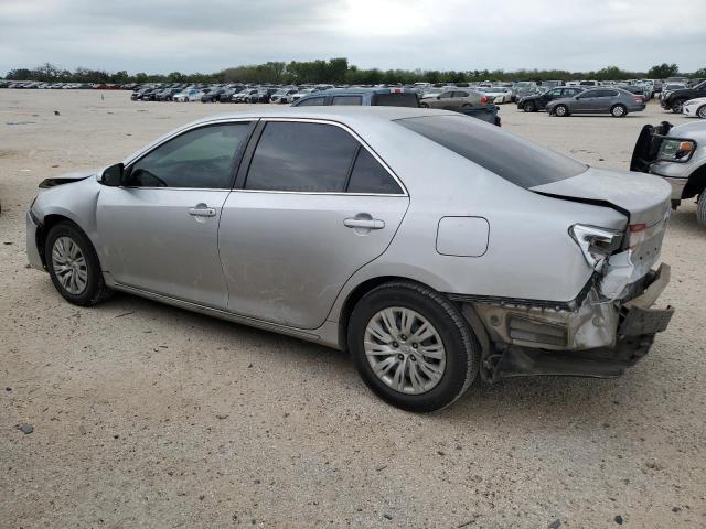 4T1BF1FK2CU067763 - 2012 TOYOTA CAMRY BASE SILVER photo 2