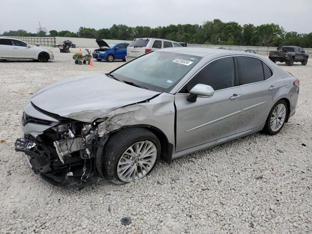 4T1B21HK9KU013187 - 2019 TOYOTA CAMRY HYBRID SILVER photo 1