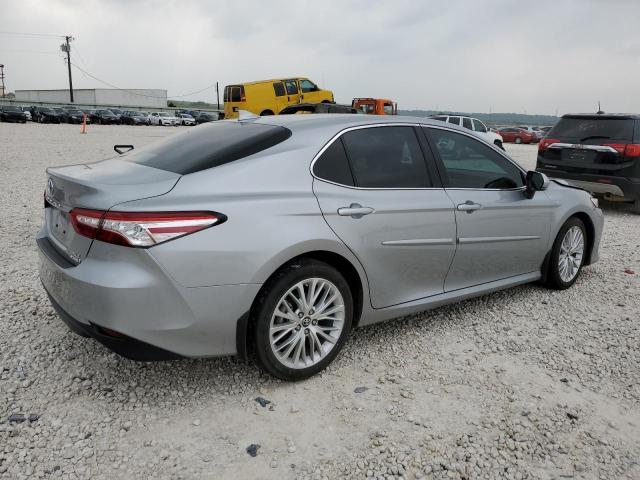 4T1B21HK9KU013187 - 2019 TOYOTA CAMRY HYBRID SILVER photo 3