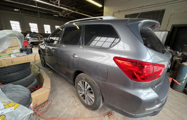 5N1DR2MM4JC642572 - 2018 NISSAN PATHFINDER S GRAY photo 3