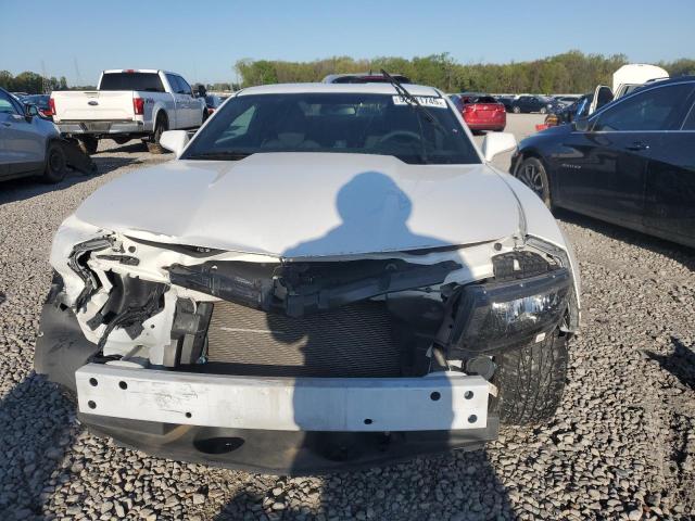 2G1FB1E38F9173804 - 2015 CHEVROLET CAMARO LS WHITE photo 5