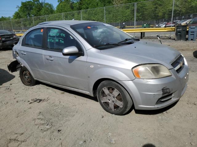 KL1TD56638B058055 - 2008 CHEVROLET AVEO BASE SILVER photo 4