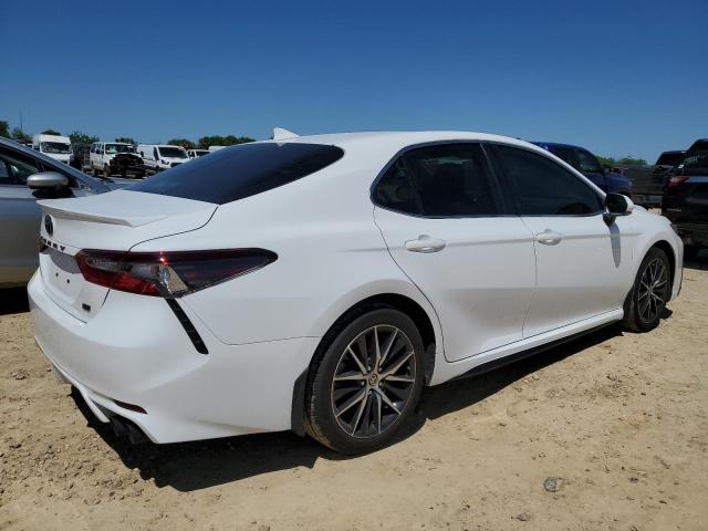 4T1G11AK7RU875613 - 2024 TOYOTA CAMRY SE NIGHT SHADE WHITE photo 3