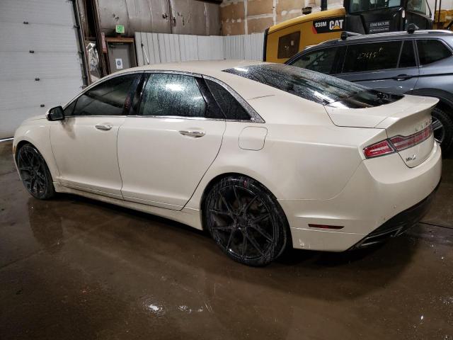 3LN6L2G97FR617806 - 2015 LINCOLN MKZ WHITE photo 2