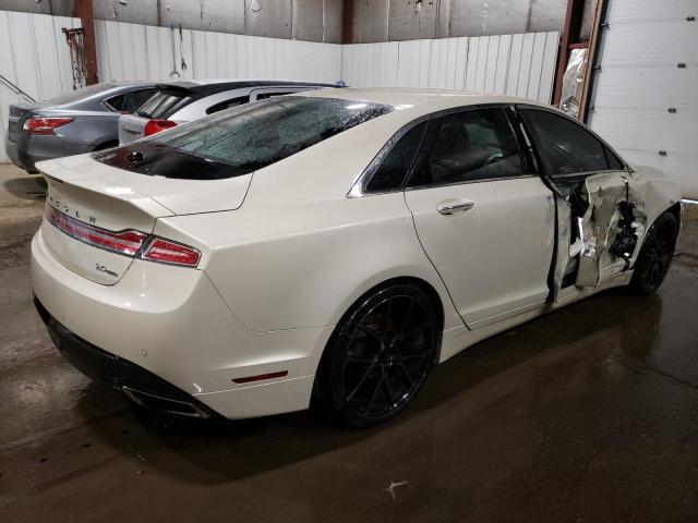 3LN6L2G97FR617806 - 2015 LINCOLN MKZ WHITE photo 3