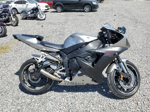 2002 YAMAHA YZFR1, 