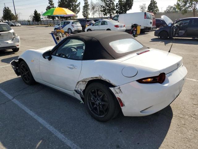 JM1NDAB79L0414957 - 2020 MAZDA MX-5 MIATA SPORT WHITE photo 2