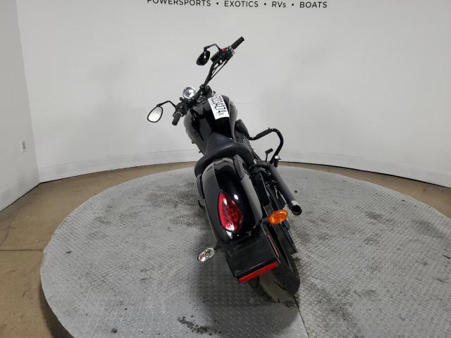 5VPCVBAB6H3059172 - 2017 VICTORY MOTORCYCLES VEGAS BLACK photo 4