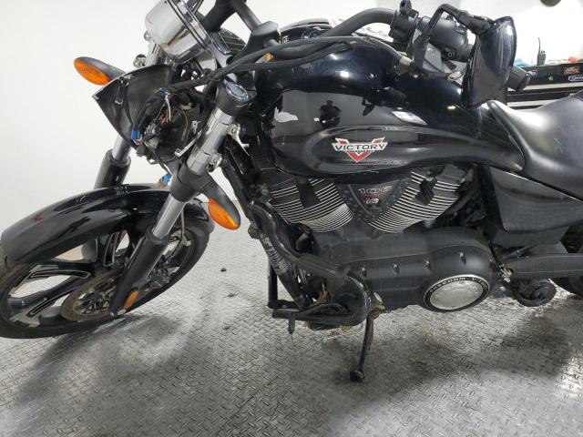 5VPCVBAB6H3059172 - 2017 VICTORY MOTORCYCLES VEGAS BLACK photo 9