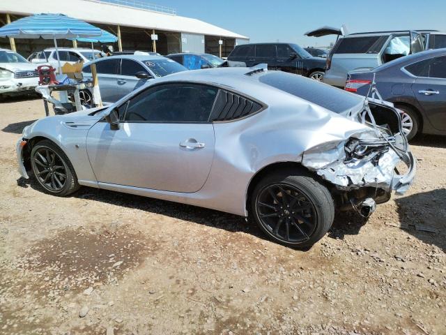 JF1ZNAA15L8752620 - 2020 TOYOTA 86 SILVER photo 2