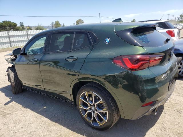 WBXYJ1C05P5V69640 - 2023 BMW X2 XDRIVE28I GREEN photo 2