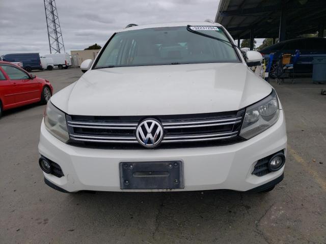 WVGAV7AX5CW521500 - 2012 VOLKSWAGEN TIGUAN S WHITE photo 5