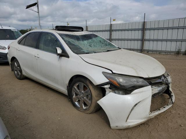 4T1BK1FK9FU554166 - 2015 TOYOTA CAMRY XSE WHITE photo 4