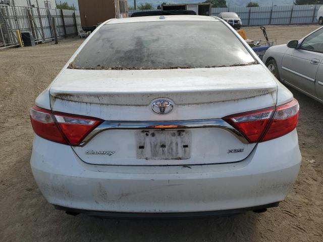 4T1BK1FK9FU554166 - 2015 TOYOTA CAMRY XSE WHITE photo 6