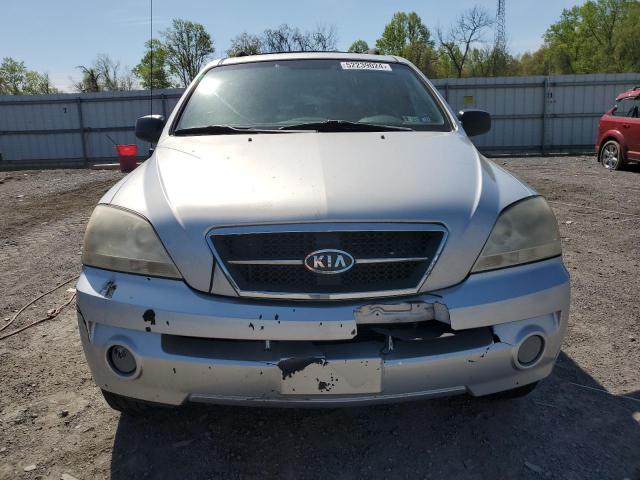 KNDJC733855372156 - 2005 KIA SORENTO EX SILVER photo 5