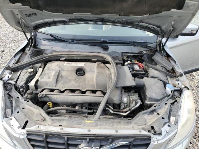 YV4902DZ8B2204254 - 2011 VOLVO XC60 T6 SILVER photo 11