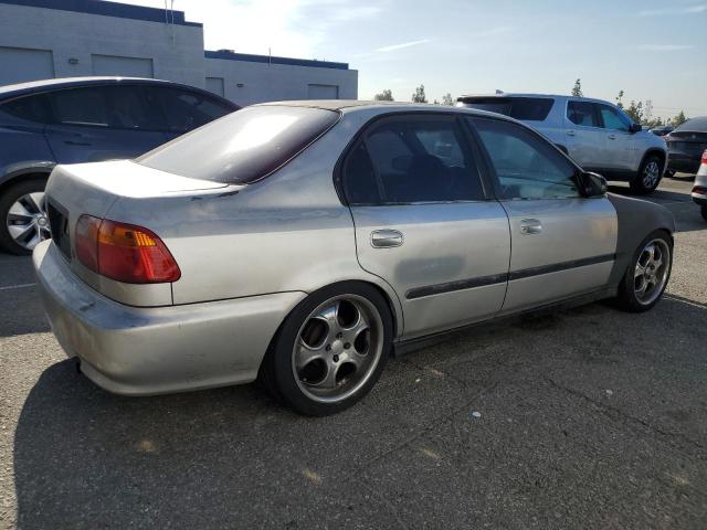 2HGEJ6612YH577711 - 2000 HONDA CIVIC BASE SILVER photo 3